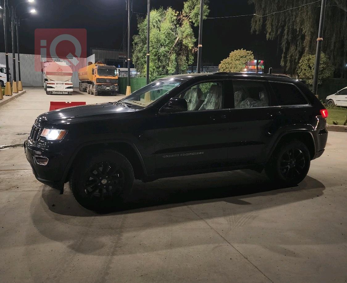 جيب جراند شيروكي